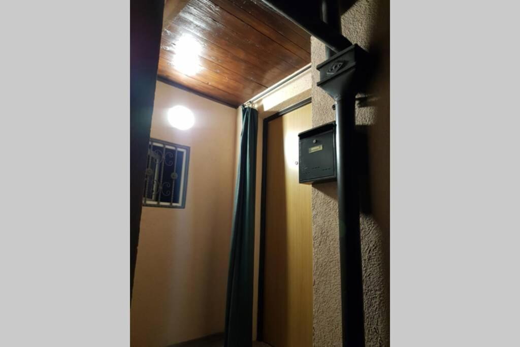 Apartman Sa Garazom I Internetom Saraievo Exterior foto