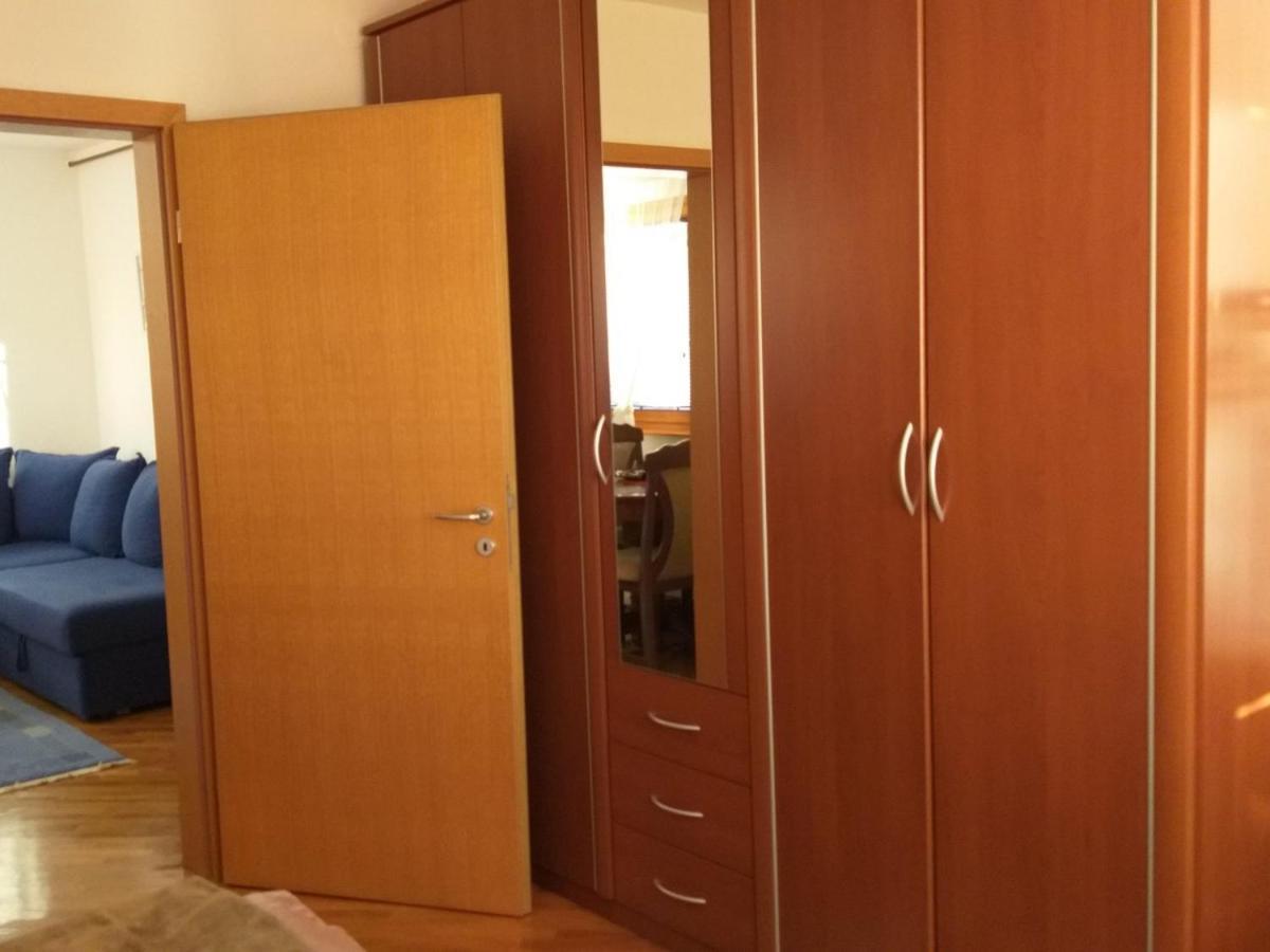 Apartman Sa Garazom I Internetom Saraievo Exterior foto