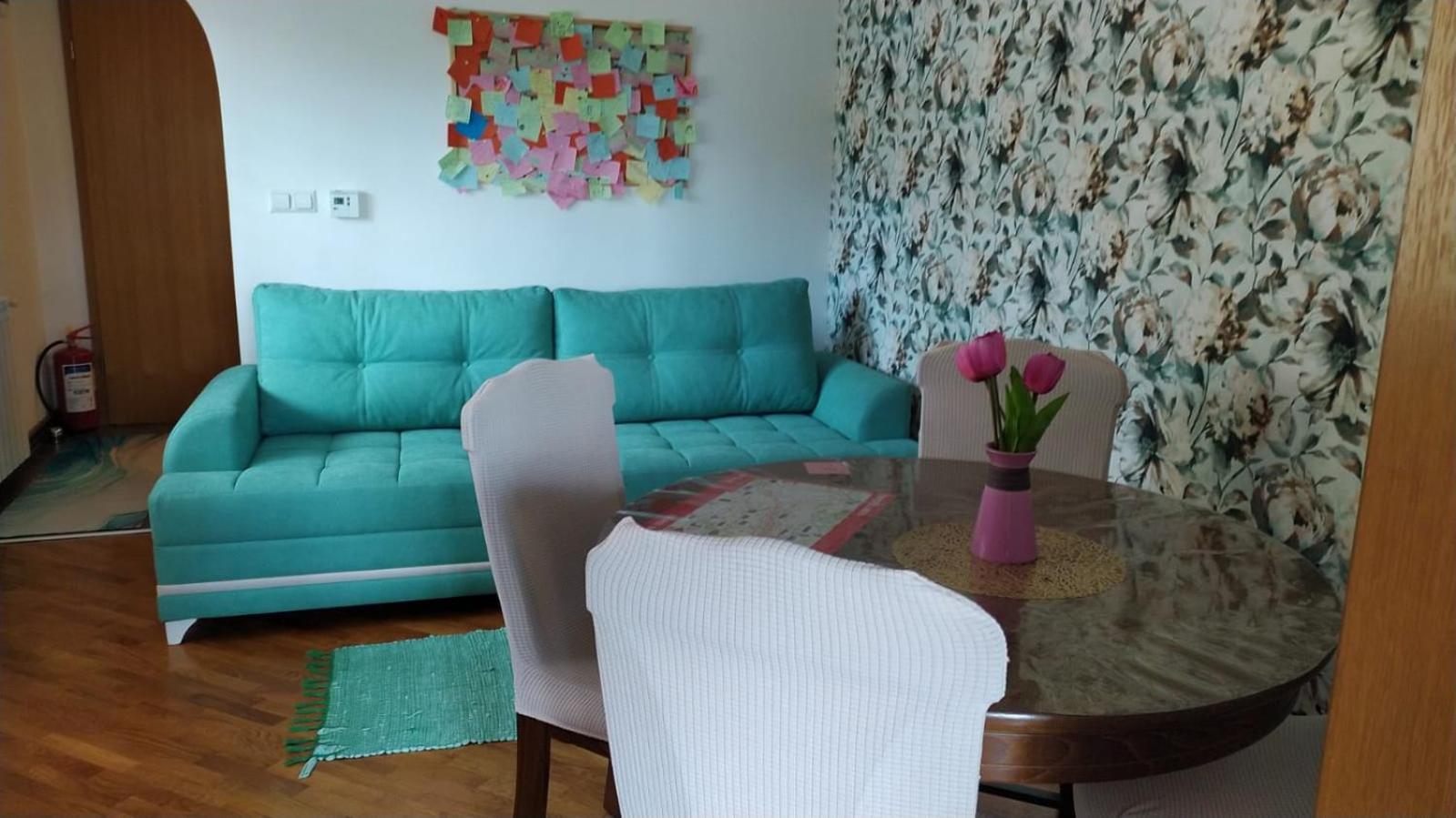 Apartman Sa Garazom I Internetom Saraievo Exterior foto